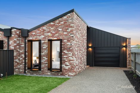 55b Barwarre Rd, Marshall, VIC 3216