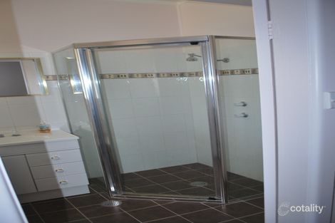 Property photo of 26 Crystal Crescent Wyong NSW 2259