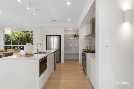 Property photo of 2 Peterson Way White Rock QLD 4306