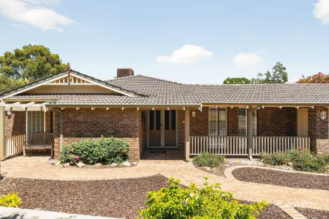 Property photo of 6 Sylvan Gardens Carine WA 6020
