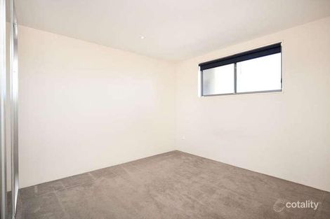 Property photo of 9/17 Uriarra Road Queanbeyan NSW 2620