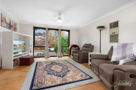 Property photo of 3 Segenhoe Place Richmond NSW 2753