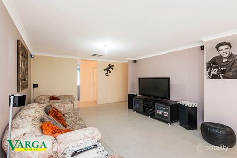 Property photo of 16 Showman Glade Huntingdale WA 6110