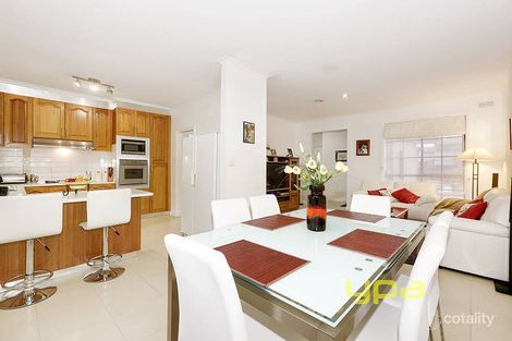 Property photo of 3 Erskine Way Sydenham VIC 3037