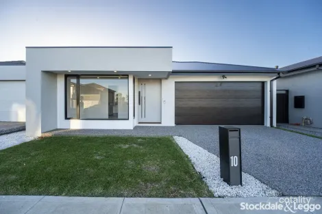 10 Tellicherry Rd, Mickleham, VIC 3064