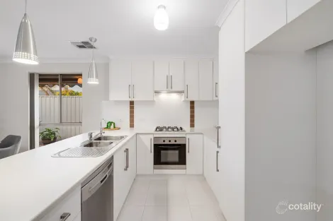 Property photo of 17 Maple Leaf Court Munno Para West SA 5115