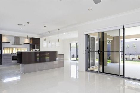 Property photo of 2 Patricia Drive The Gap QLD 4061