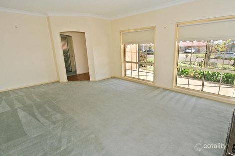 Property photo of 26 Kaldari Crescent Glenfield Park NSW 2650