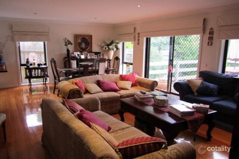 Property photo of 2/11 Macrina Street Oakleigh East VIC 3166