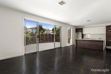 Property photo of 2 Ringtail Circuit Maidstone VIC 3012