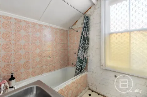 Property photo of 193 Adderley Street West Melbourne VIC 3003