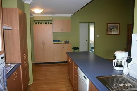 Property photo of 2 Quarters Place Currans Hill NSW 2567