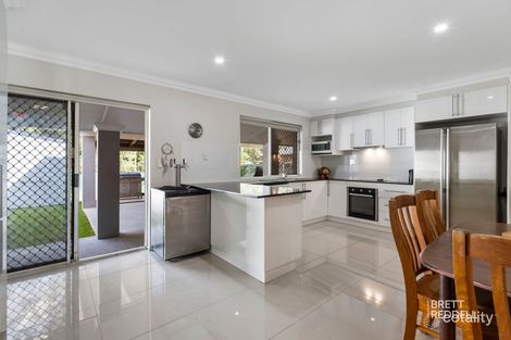 Property photo of 71 Gordonia Drive Regents Park QLD 4118