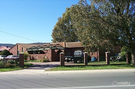102 Dellar Rd, Maddington, WA 6109