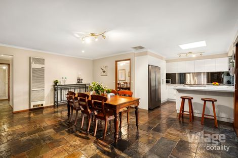 Property photo of 2 Delahunty Court Altona Meadows VIC 3028