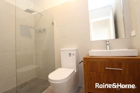 Property photo of 10/94 Havannah Street Bathurst NSW 2795