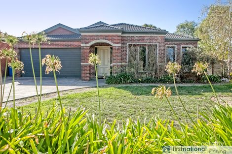 Property photo of 8 Inga Court Berwick VIC 3806