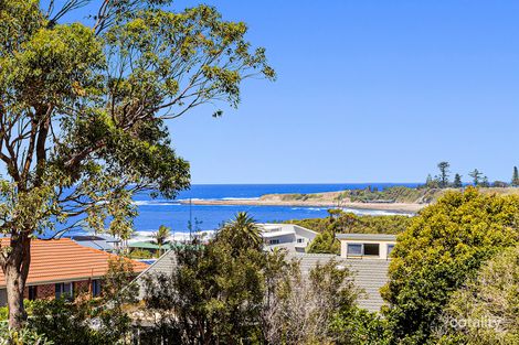 Property photo of 1/1 Seabreeze Place Thirroul NSW 2515