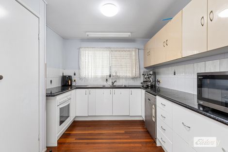 Property photo of 6 Leahy Place Emerald QLD 4720