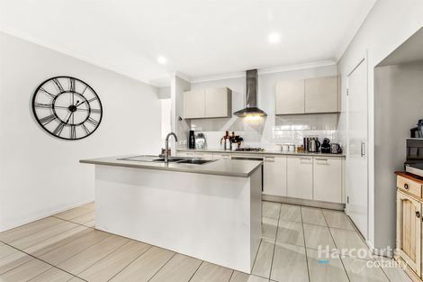 Property photo of 17 Derwent Lane Sandhurst VIC 3977
