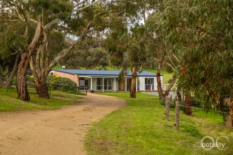 18 Martin Rd, Yankalilla, SA 5203