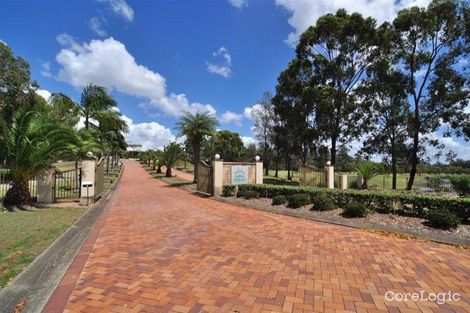 Property photo of 4 Steyning Court Arundel QLD 4214