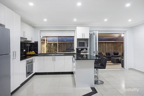 Property photo of 3B Dolphin Close Green Valley NSW 2168