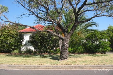 18 Hazelglen Ave, Panania, NSW 2213