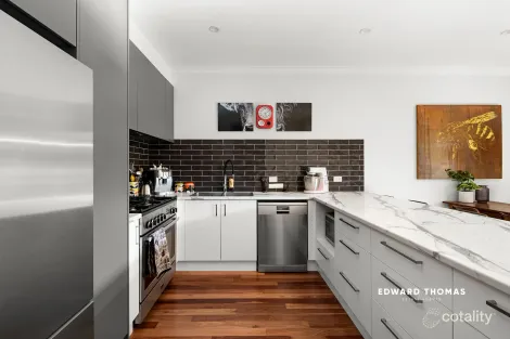 Property photo of 22 Market Street Kensington VIC 3031