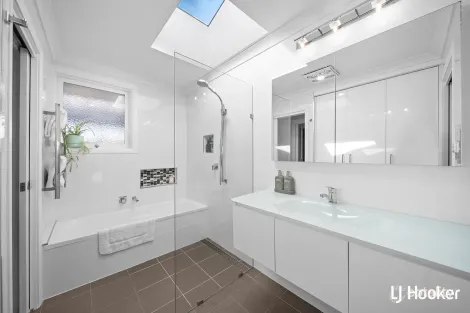Property photo of 6 Gingana Place Aranda ACT 2614