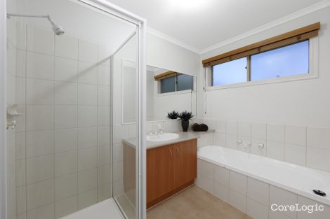 Property photo of 2/11 Helena Court Rowville VIC 3178