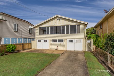 Property photo of 37 Flinders Parade Scarborough QLD 4020