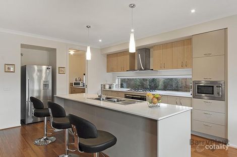 Property photo of 26 Leahy Drive Bundoora VIC 3083