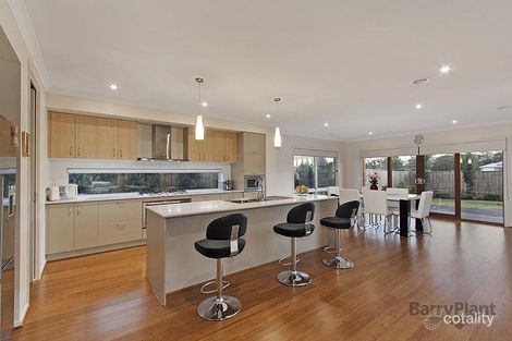 Property photo of 26 Leahy Drive Bundoora VIC 3083