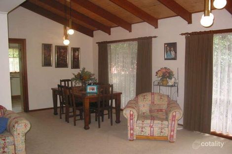 Property photo of 8 Cambrian Court Eltham North VIC 3095