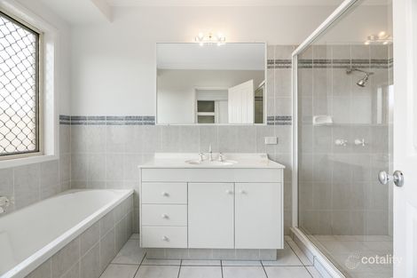 Property photo of 14 Lillywood Circuit Molendinar QLD 4214