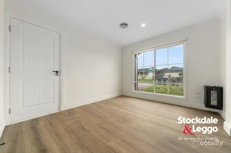 Property photo of 14 Cornell Close Broadmeadows VIC 3047