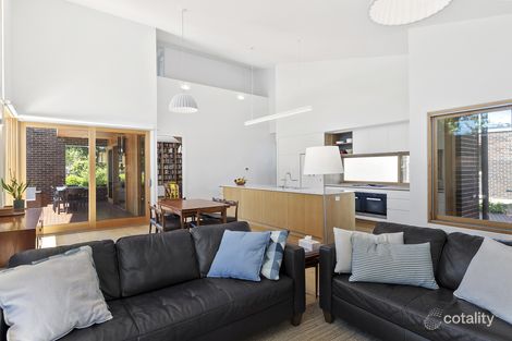 Property photo of 21 Francis Street Yarralumla ACT 2600
