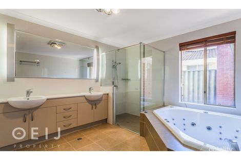 Property photo of 124 Aitken Drive Winthrop WA 6150