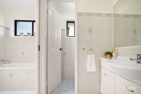 Property photo of 8 Auklet Road Mount Hutton NSW 2290