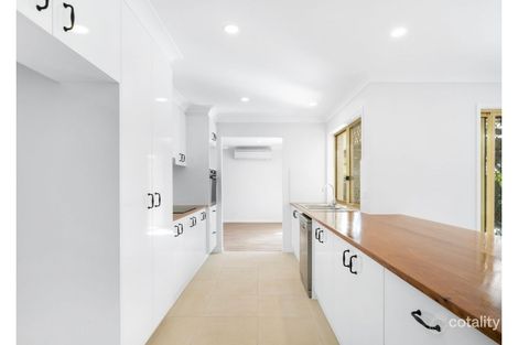 Property photo of 225 Nineteenth Avenue Elanora QLD 4221