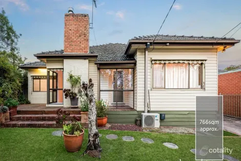 11 Cromwell St, Burwood, VIC 3125