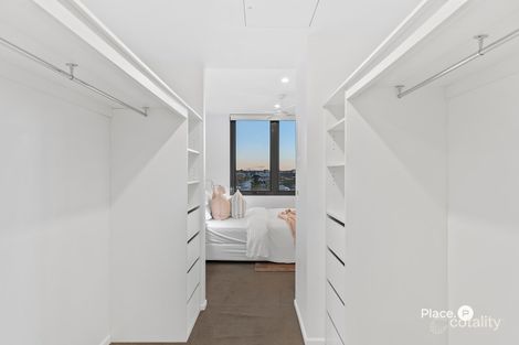 Property photo of 1103/123 Cavendish Road Coorparoo QLD 4151