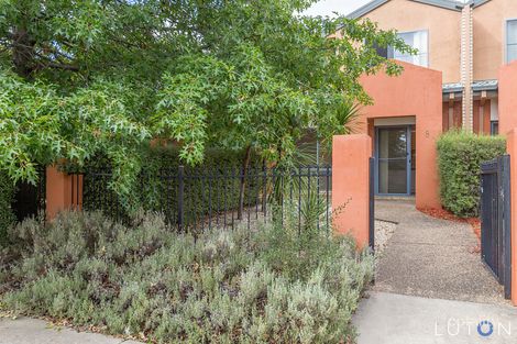 8/15 Wanliss St, Latham, ACT 2615