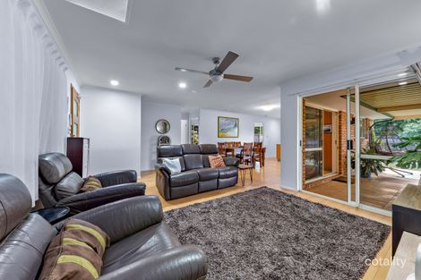 8 Hazelwood Cres, Cannonvale, QLD 4802