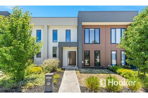 12 Burnden Cl, Berwick, VIC 3806