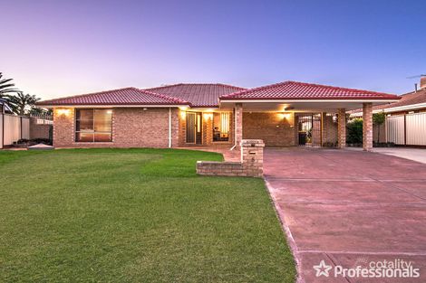 Property photo of 5 Pelican Court Waikiki WA 6169