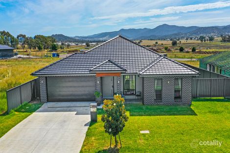 8 Grand Meadows Dr, North Tamworth, NSW 2340