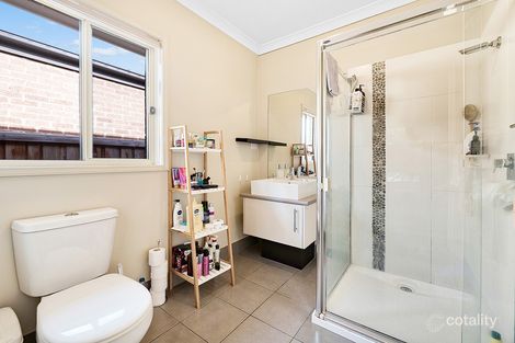 Property photo of 6 Yammerbook Way Cranbourne East VIC 3977