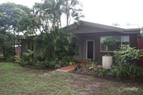 75 Tucker St, Machans Beach, QLD 4878